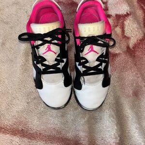 Jordan 6 Retro Low, Fierce Pink (GS) Size 2Y
